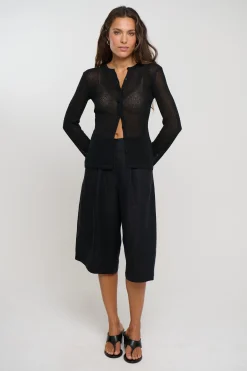Alex Short Black