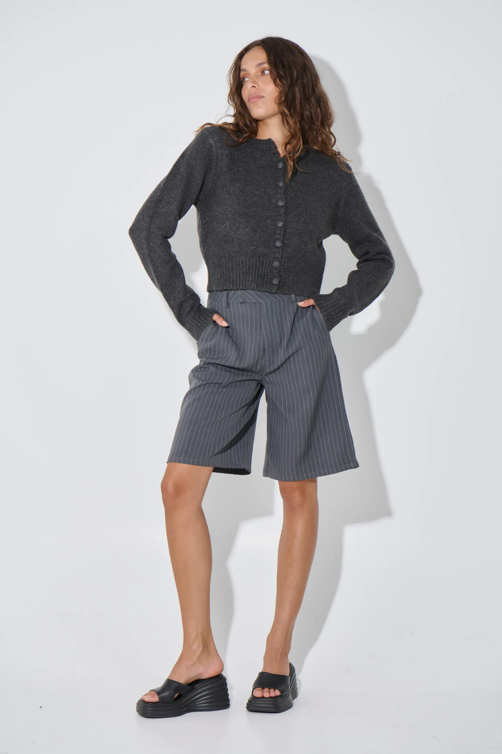 Brooks Bermuda Short Charcoal