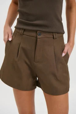 Luella Short Chocolate