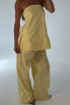 Nora Set Lemon