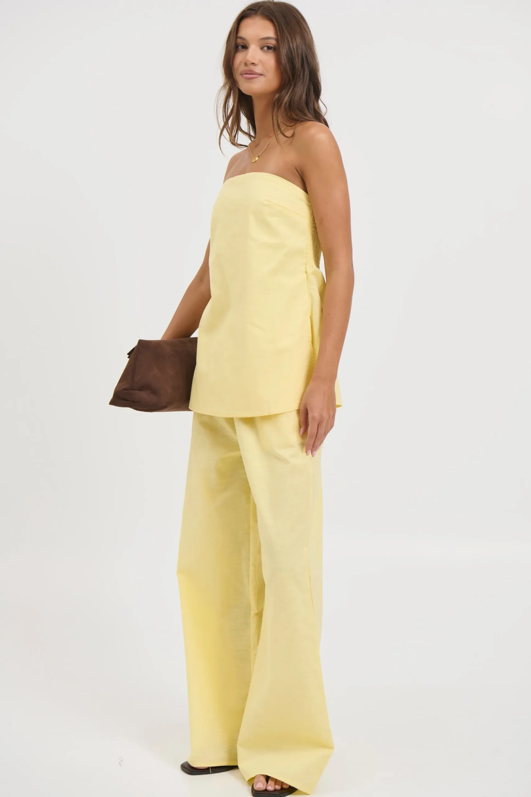 Nora Set Lemon