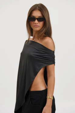 Reborn Poncho Noir