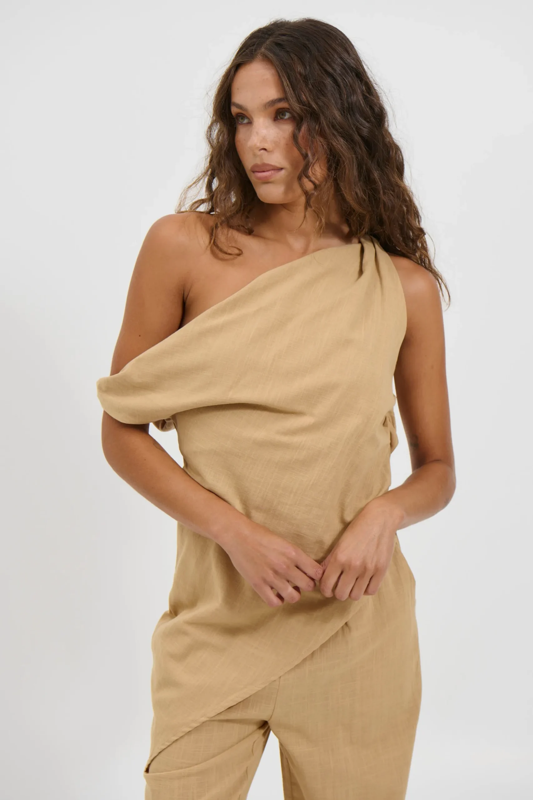 Tasi Set Tan