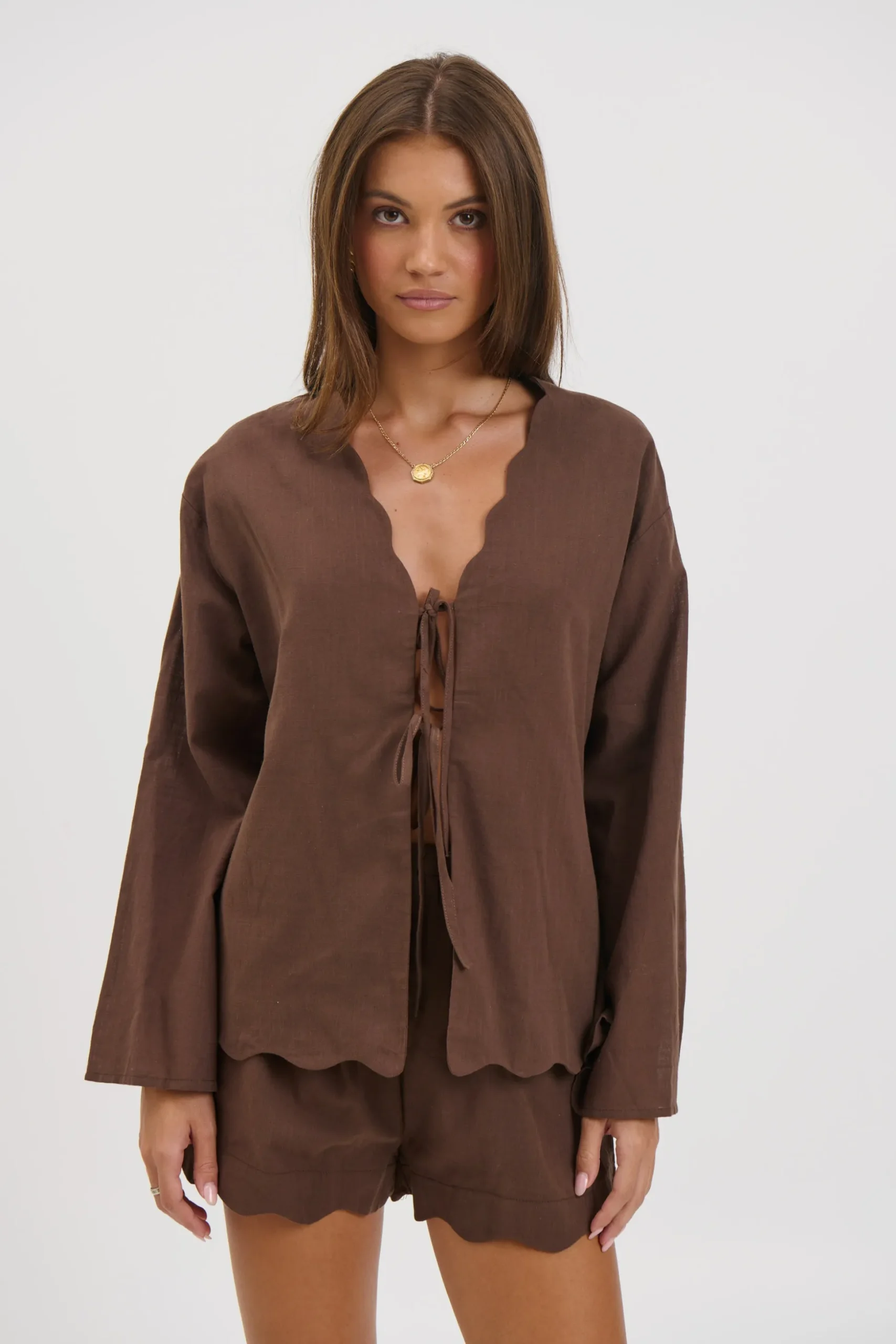 Tianna Scallop Set Chocolate